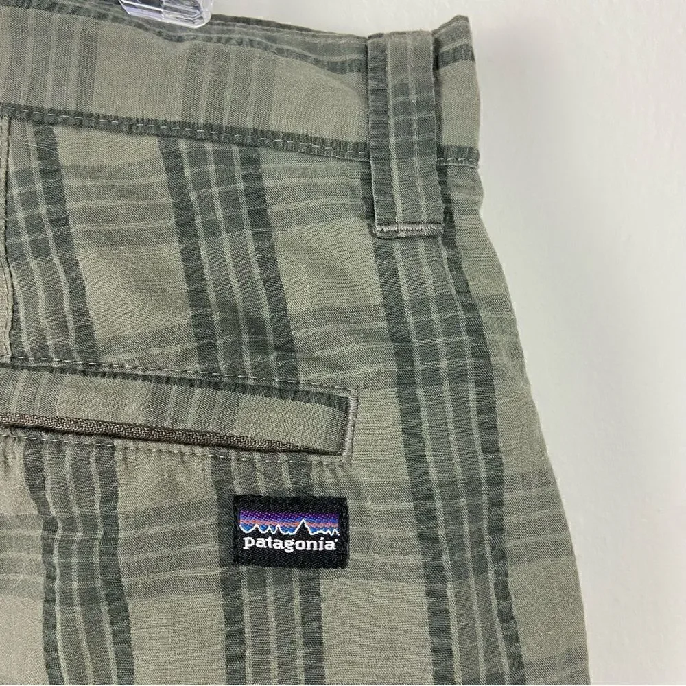 Patagonia Men’s Plaid Bermuda Shorts Hiking Outdoor Preforming‎ Size 36